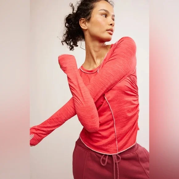 NWT FP Movement Right on Run Layer in Winterberry - Picture 3 of 9